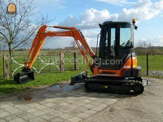 Hitachi ZX 35 U Omgeving Goes
