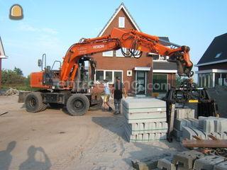 Hitachi ZX 130W Omgeving Gouda