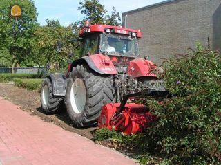 trekker met gr. bosklepel... Omgeving Rotterdam