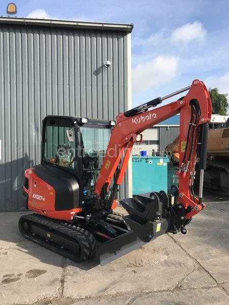 2x Kubota KX027-4
