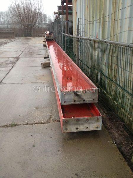 Te koop: stalen H-binten