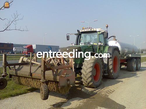 Fendt 920 + waterwagen en bezem