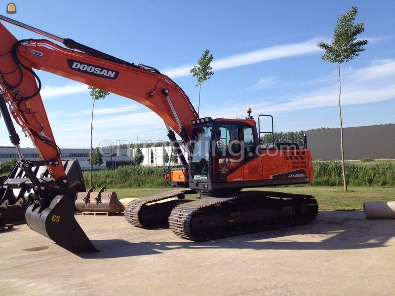 Doosan DX255LC-5