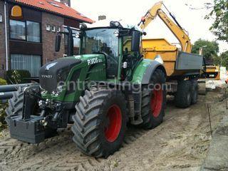 Fendt 824 + Beco 240 Omgeving Alphen a/d Rijn