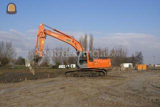 Hitachi ZX 210 Omgeving De IJsselsteden
