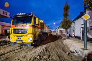 MAN 6x4 Oplegger Omgeving Maastricht