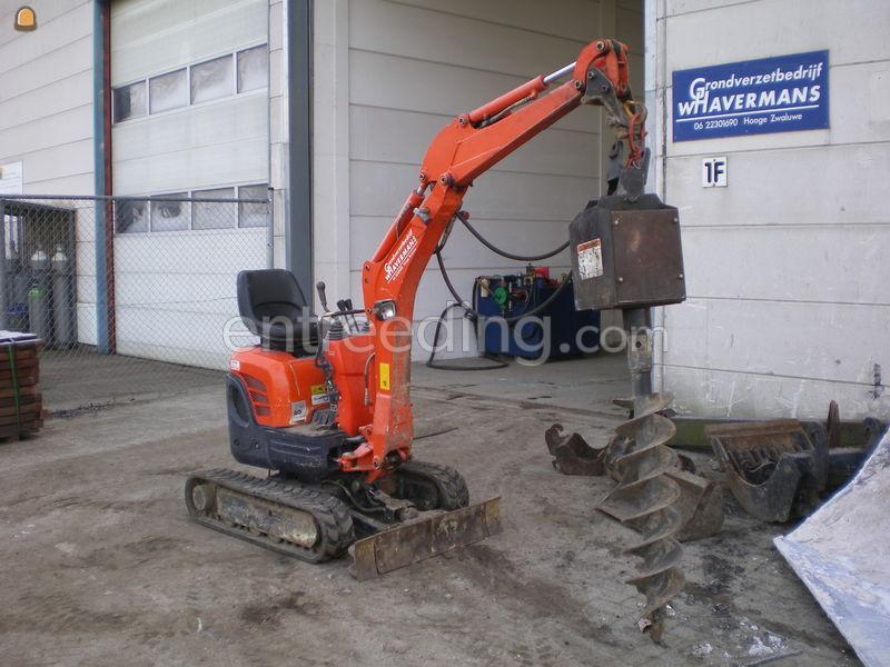 Minigraver met grondboor