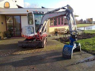 Takeuchi TB 125 Omgeving Goes