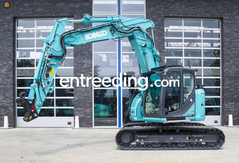 Kobelco SK140SR met stelgiek