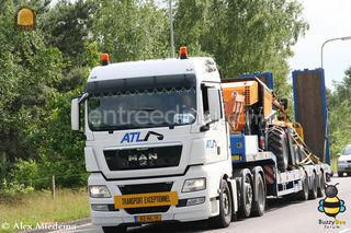 Man met Broshuis semidiep... Omgeving Sliedrecht