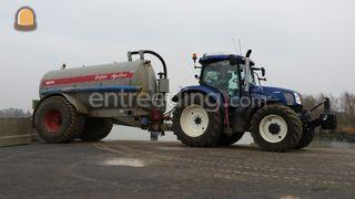 New Holland + waterwagen ... Omgeving Sliedrecht