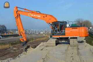 Kobelco SK260lc semi long... Omgeving Oosterwolde