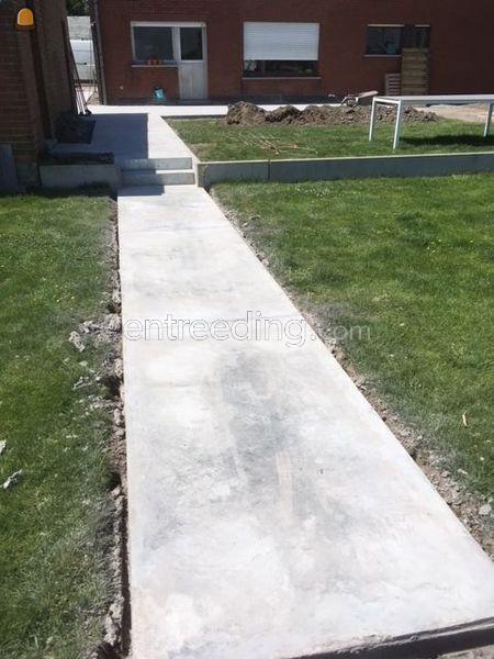 Aanleggen opritten en terrassen