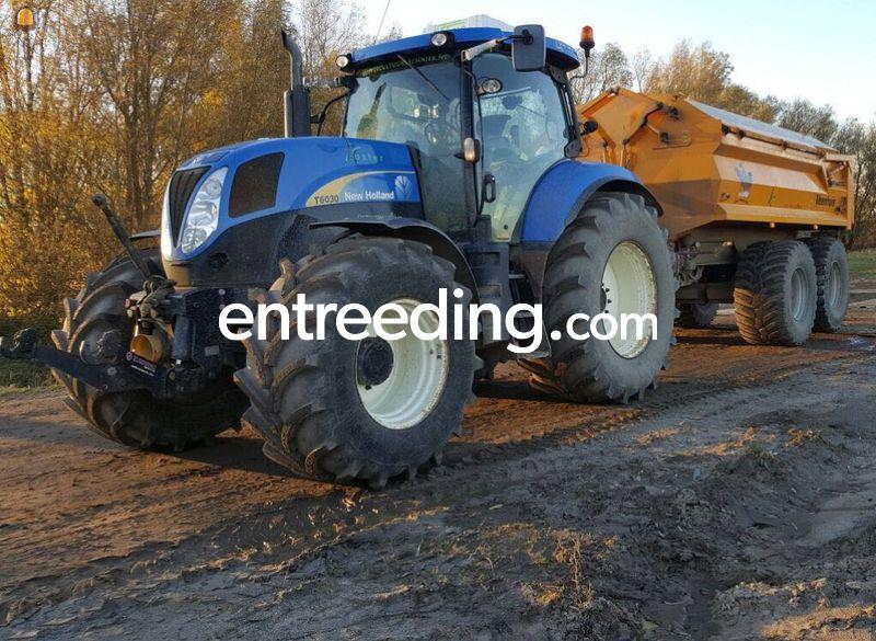 Tractor met Veenhuis JVZK 21000