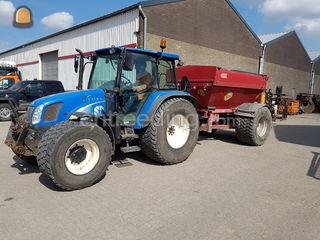 Tractor met Bredal K45 Omgeving De Drechtsteden
