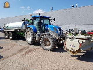 Tractor met waterwagen 10... Omgeving De Drechtsteden