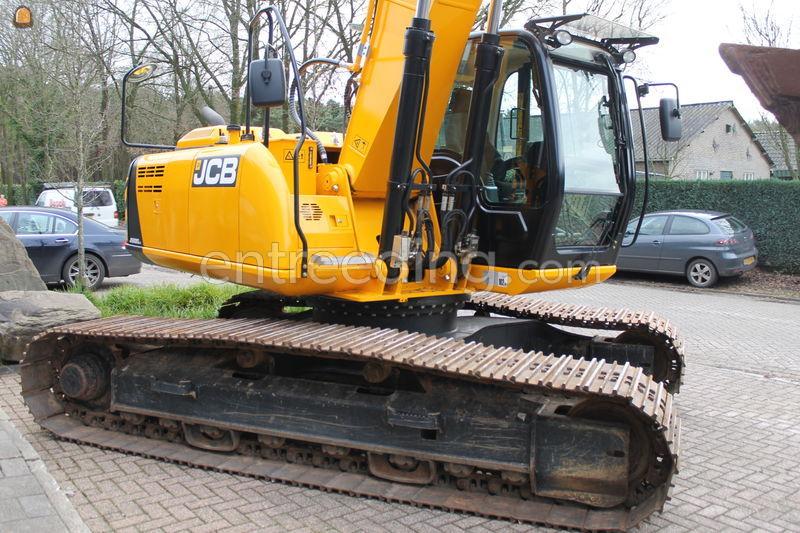 JCB JS220 LC Rupskraan