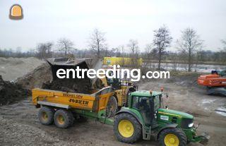 Trekker met Joskin Omgeving Groningen West