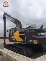 Volvo EC300E Long Reach Omgeving Emmeloord