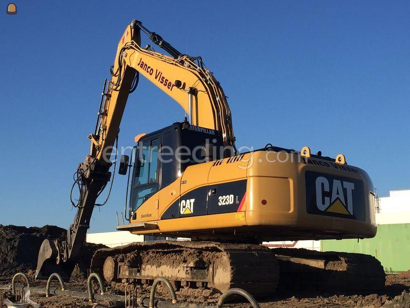 Caterpillar 323D L