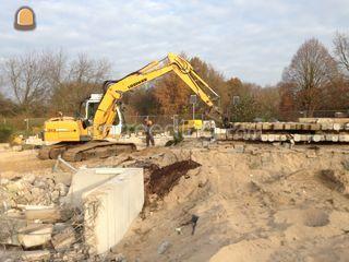 Liebherr R313 Omgeving Kamerik