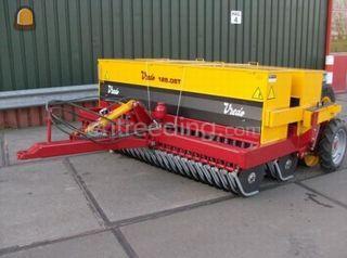 Mc Cormick Tractor + Vred... Omgeving Epe