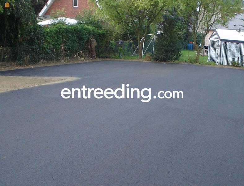 Opritten, parkings in asfalt, klinkers, dolomiet...