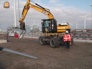 JCB JS 145w Omgeving Goes