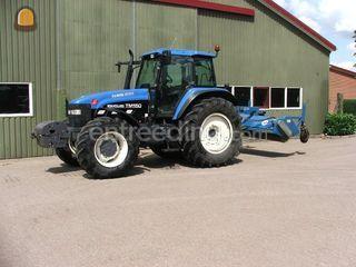 New Holland met AP rolbez... Omgeving Wijk bij Duurstede