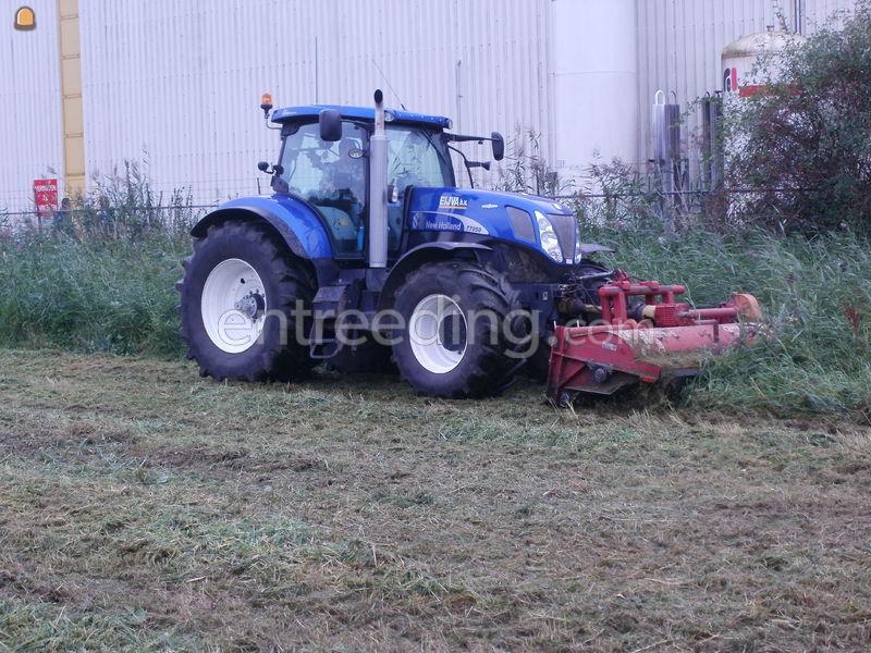 Klepelmaaier (front en achter) met trekker