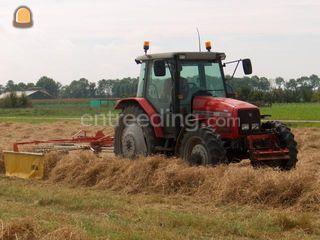 MF4355 + Fella hark Omgeving Hoekse Waard