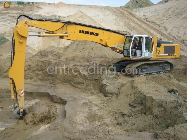 Liebherr 944