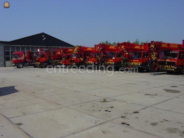 Liebherr MK40 (27 m)