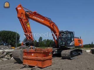 Hitachi ZX 190 + GPS 3D Omgeving Den Haag