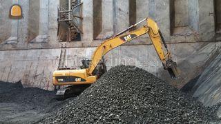 Caterpillar 323D met hijs... Omgeving Beverwijk