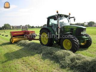 Trekker met hooipers Omgeving Zoetermeer