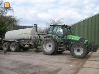 Trekker met tank Omgeving Kamerik