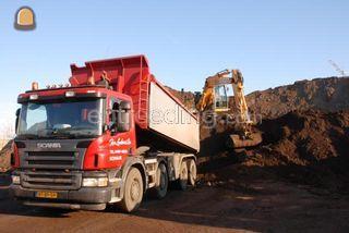 Auto 8x4 Scania P 420 Omgeving Grave