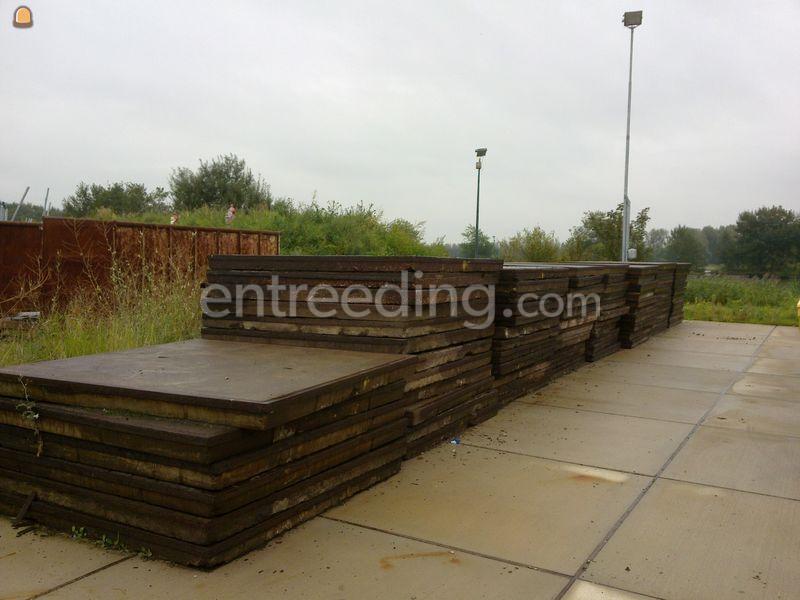 Betonplaat 2x2x0.14m