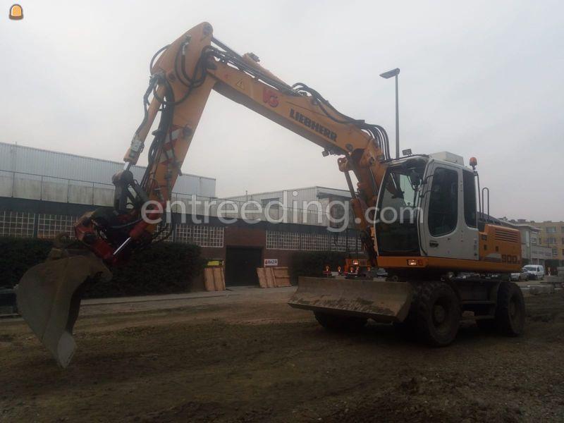 Liebherr 900c