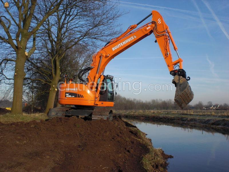 Doosan 24 tons binnendraaier