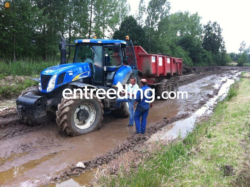 Traktor met dumper