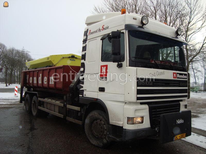 Sneeuw schuivers en stooiers