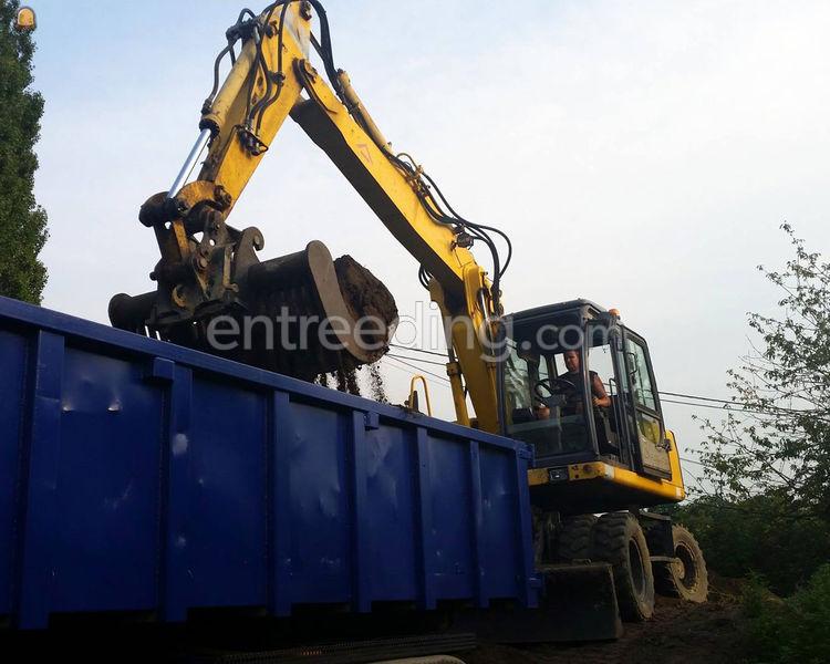 Verhuur machines en vrachtwagen met bediening