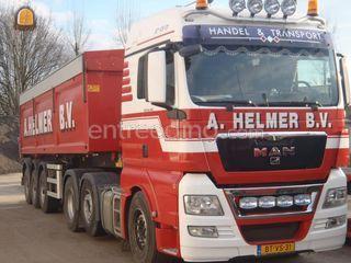 Man TGX 6x2 Kippertrailer Omgeving Breda