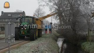 JohnDeere 6210R + baggerk... Omgeving Maarssen
