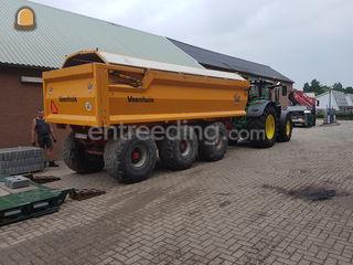 John Deere 6215 R met Tri... Omgeving Maarssen