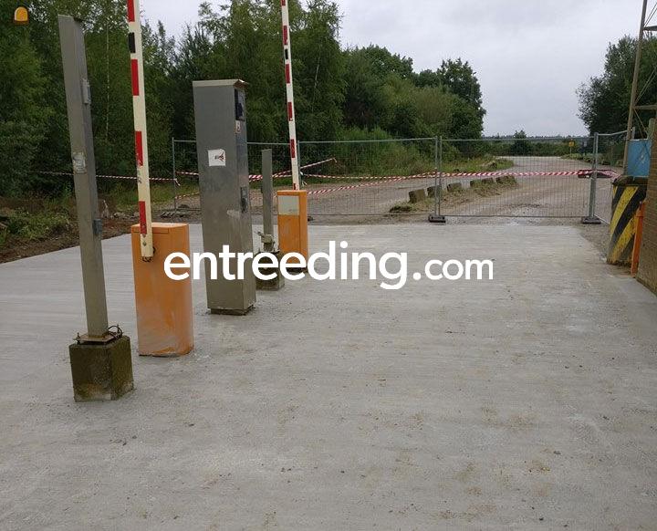 Inrichting parkings, plaatsen straatmeubilair en signalisatie