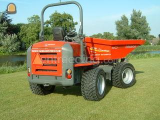 Neuson 6001 (3x) Omgeving Sliedrecht