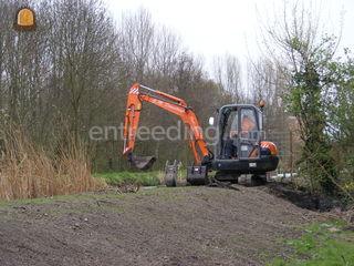Hitachi ZX 35 (x2) Omgeving Sliedrecht